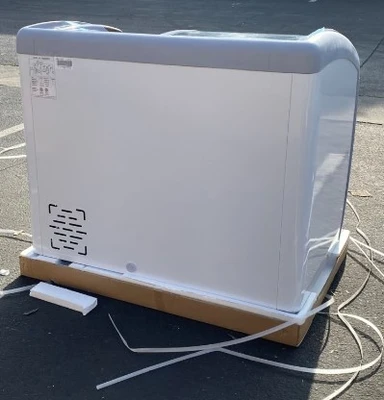 171-0112 39” Self Contained Ice Cream Freezer
