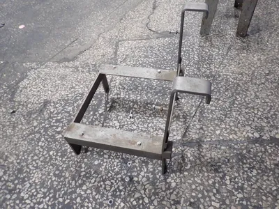 19" X 16" Metal Bracket