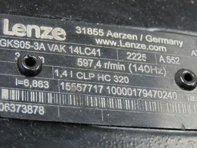 Lenze MCA 14L41-RS0B0 Servo Gear Motor 597 RPM 3.1Hp 390V 3PH LH 6.8:1 GKS05-3A