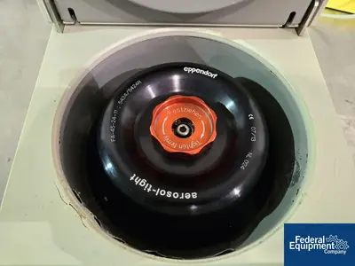 Used Eppendorf Eppendorf Model 5424 15,000 Rpm Centrifuge Lab Centrifuges Ohio US | Federal Equipment Company #1080182