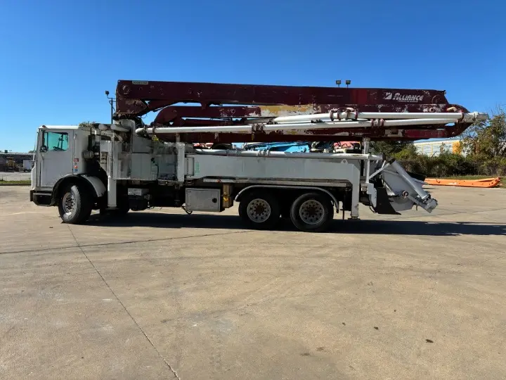 Used 2007 ALLIANCE JXR38-4.1HP Concrete Pumps Colorado US | Concrete Pump Depot #1393940