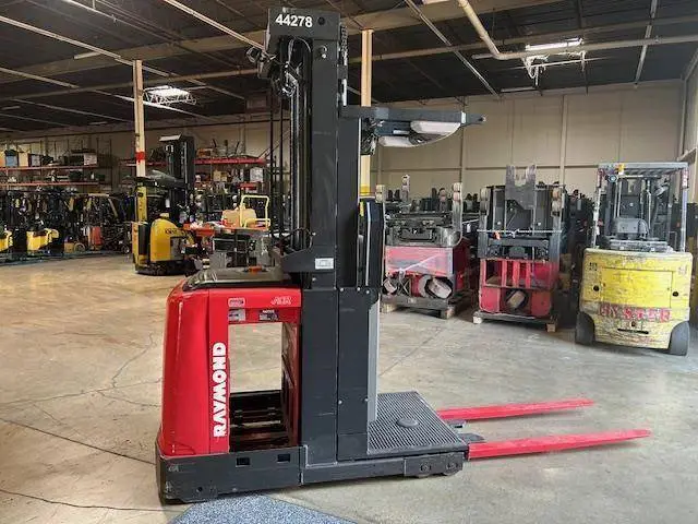 Used RAYMOND 550OPC30TT Misc Forklifts Illinois US | Somerset Equipment Sales #1542969