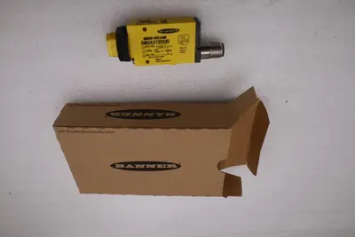 NEW OPEN BOX Banner Engineering SM2A312DQD Mini Beam Photoelectric Sensor G730A