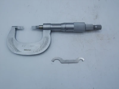 USED MITUTOYO 122-135