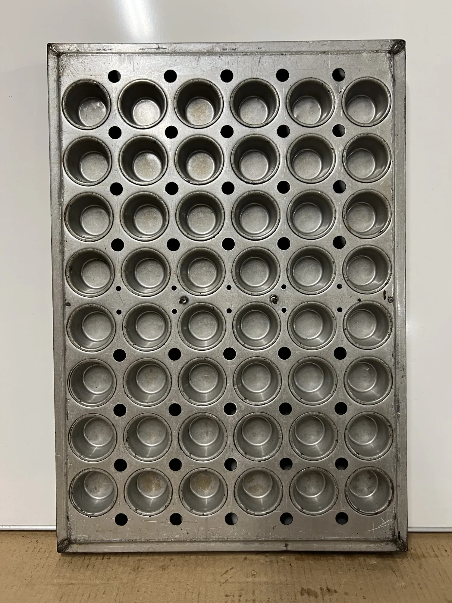 USED American Pan Mini Muffin