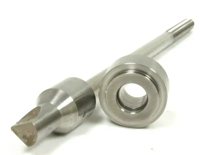 NEW EMERSON 18A2658X022 1U294135162 R2R5 PLUG STEM WITH SEAT RING