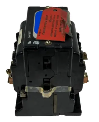 NEW JOSLYN CLARK 5DP2-21100 CONTACTOR 120V 50/60HZ
