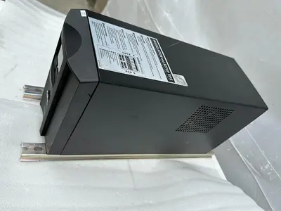 APC SMART-UPS 1000