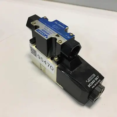 USED VICKERS DG4V32AMP7H750