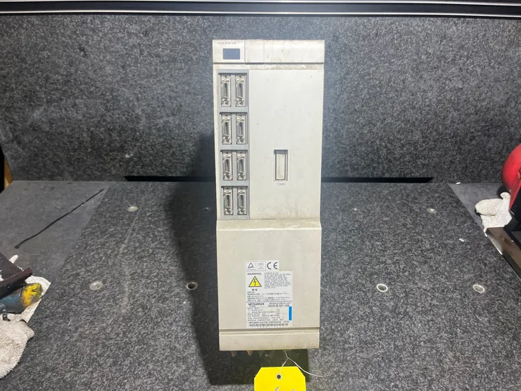 Used MITSUBISHI Spindle Drive Unit Spindle Drives | MachineStation #946807
