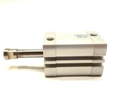 USED FESTO COMPACT CYLINDER 536283 48MM BORE