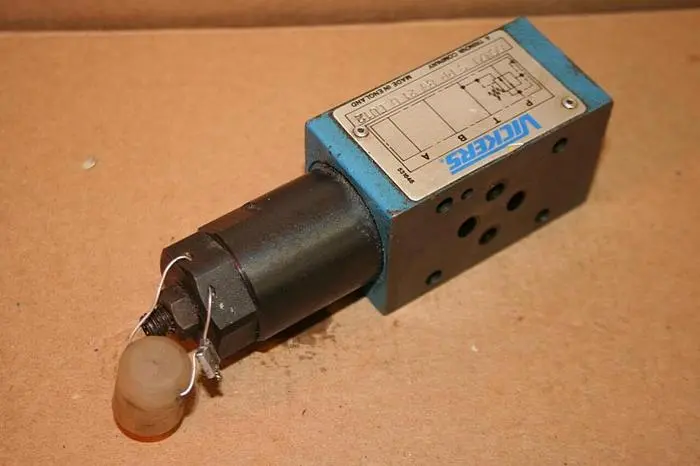 Used VICKERS DGMX13PPBW21BEU12 Valves/Fittings Michigan US | Ideal Machinery #692506