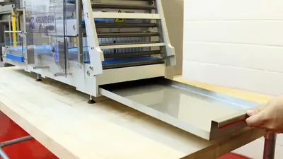 KRUMBEIN | HS300 Horizontal Tabletop Slicer | Cake Slabber