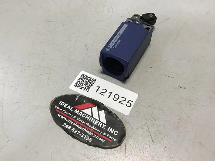 Used SCHNEIDER AUTOMATION INC ZCP21M12 Relays & Switches Michigan US | Ideal Machinery #570990