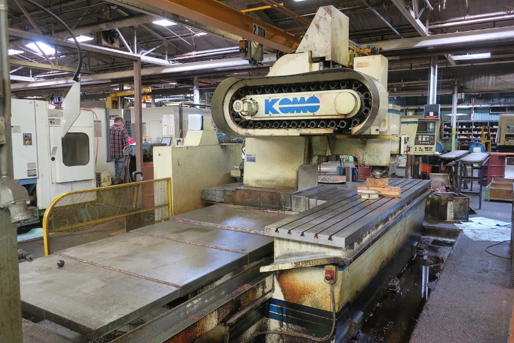 Used 1994 KOMO VMC Vertical Machining Centers | Two Spade Machinery LLC #507845
