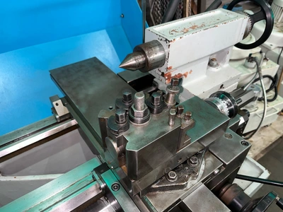 COLCHESTER TRIUMPH 2000 Lathes, Engine, Center | ESP Machinery Australia Pty Ltd (7)