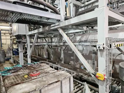 USED HOSOKAWA TWO-STAGE PLASTIC SHREDDING AND GRANULATION SYSTEM