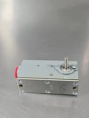 Namco DANAHER CONTROLS EA150-30223 Limit Switch Loc4E37