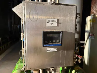 ELEVATED PUMP SKID WITH CONTROLER AND TANK
