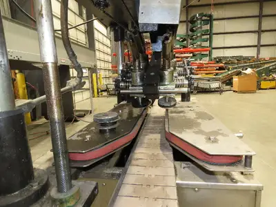 Stainless Bottle Capping Torque Machine Bottle Conveyor