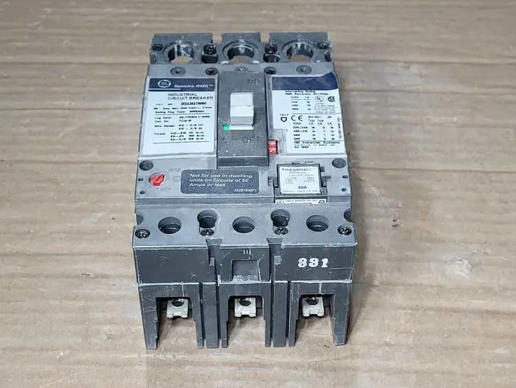 Used GENERAL ELECTRIC SEDA36AT0060 Switchgears British Columbia CA | Lenmark #409204
