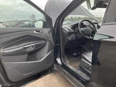 USED 2017 FORD ESCAPE