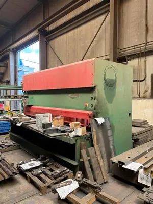 Used 1981 PIESOK NTA 3150/10 Power Squaring Shears (Inch) CZ | Amaron s.r.o. #1287299