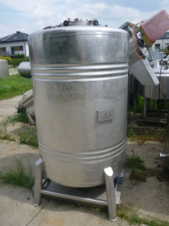 Used _UNKNOWN_ 1,400 LITRE Stainless Steel Tanks PL | Perry Equipment #123708