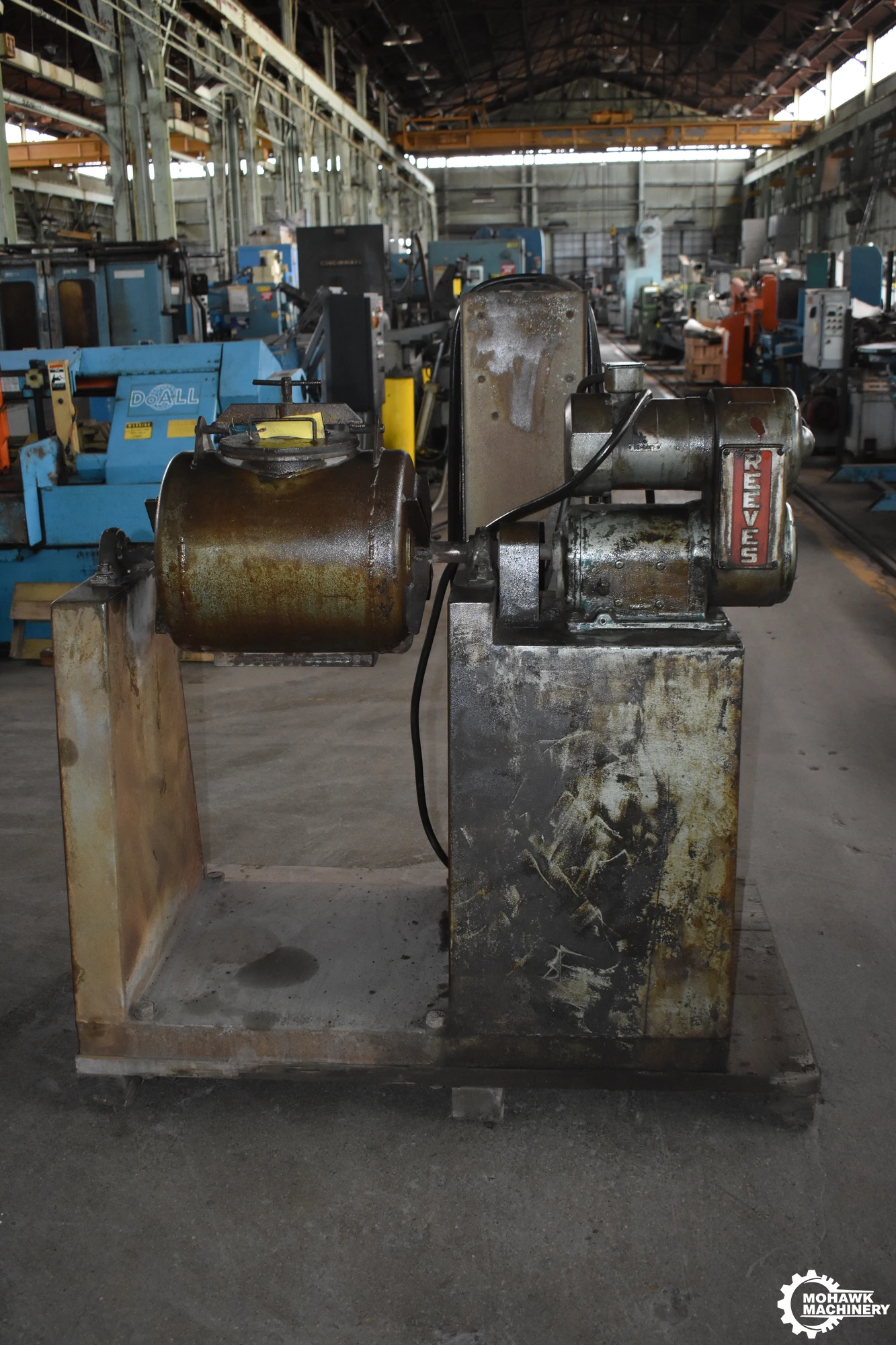 14” X 15” U.S. STONEWARE BALL MILL PARTS TUMBLER w/REEVES VARI-DRIVE (3/4 HP)