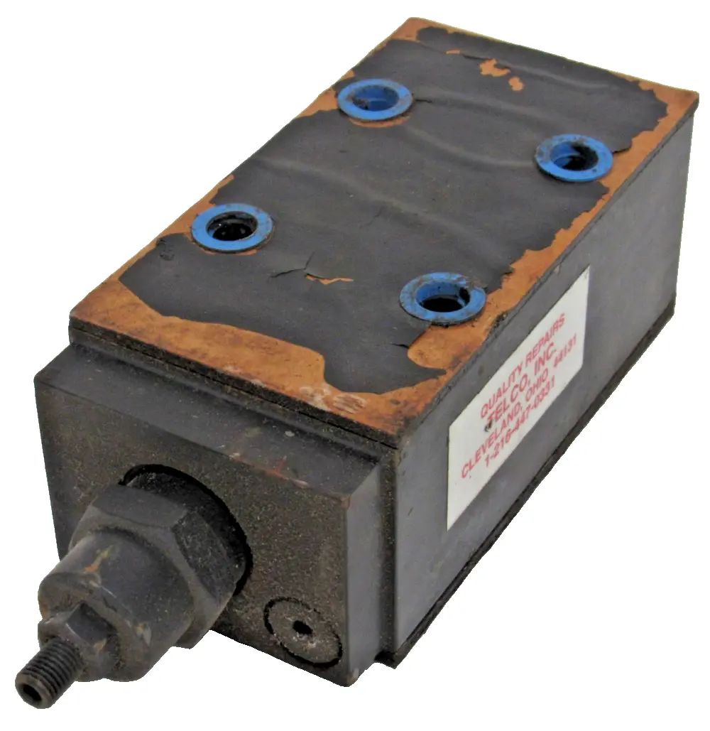 NEW VICKERS 868851 HYDRAULIC VALVE DGMC-5-PT-BW-S-30