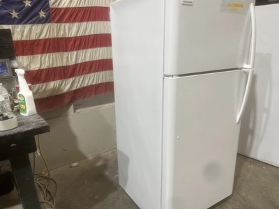 Used FRIGIDAIRE FREEZER ON TOP Refrigerators Michigan US | Miedema Asset Management Group #1322165