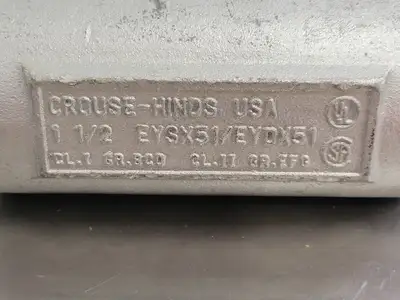 NEW CROUSE-HINDS EYSX51/EYDX51
