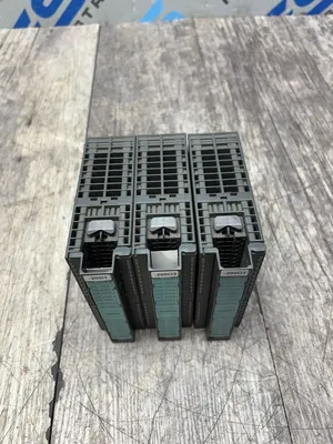 SIEMENS 322-1BL00-0AA0 & 6ES7 321-1BL00-0AA0 Electrical/PLC/Automation | ESS Industrial Equipment Sales (4)