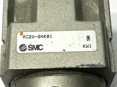 Used SMC Pneumatic Filter 1/4" NPT Filters Michigan US | Maverick Industrial Sales #1514704
