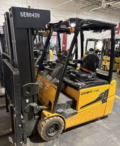 Used 2021 HYUNDAI 20BT-9U 3-Wheel Sit down Electric Counterbalance Forklifts Pennsylvania US | National Lift Equipment #1763198