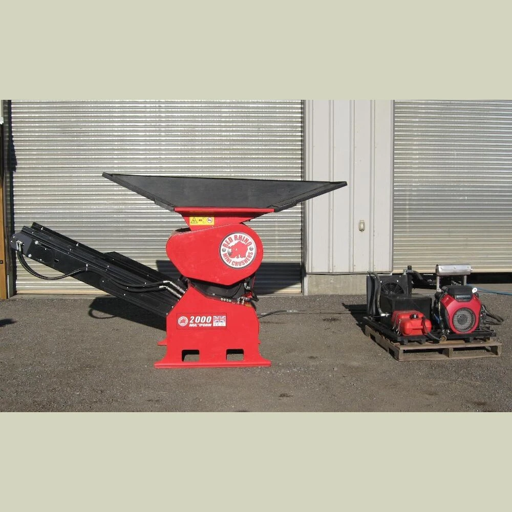 USED 2019 RED RHINO CRUSHERS 2000