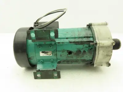 Iwaki MD-55RM Magnetic Drive Water Pump 1"Poly Plastic 220V 3PH 70 L/min