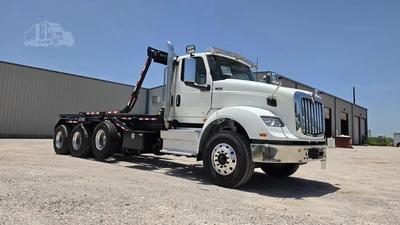 New | in-Stock 2026 INTERNATIONAL HX Conventional trucks Texas US | Roll Off Truck World #1491826