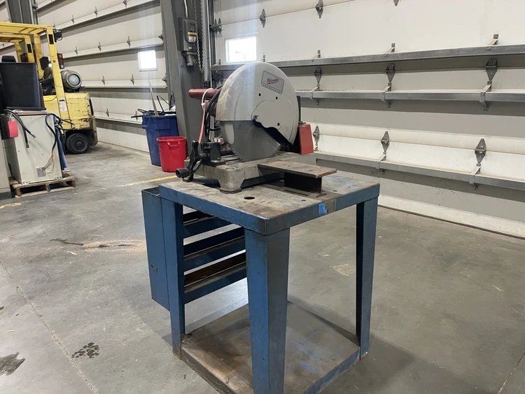 Used MILWAUKEE _UNKNOWN_ Abrasive & Friction Saws Michigan US | Vander Ziel Machinery Sales #483367