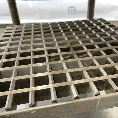 Apex Hydraulic Press 10 Ton 300mm Square