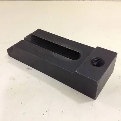 UNKNOWN MAKE Mold Clamp Open Toe CLAMP246 USED