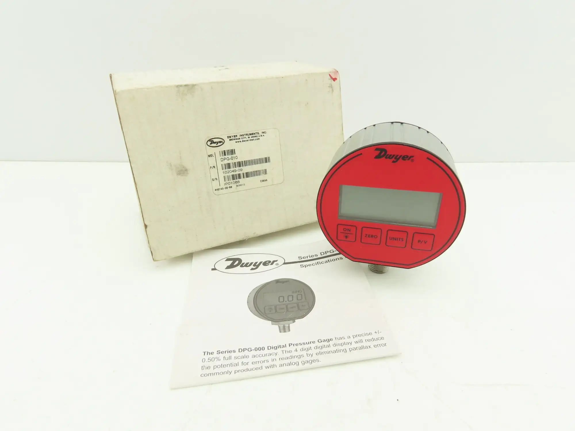 Dwyer DPG-010 Digital Pressure Gauge 1/4"NPT 0-3000 PSI FW FVN06