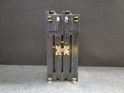 USED SQUARE D Q12150