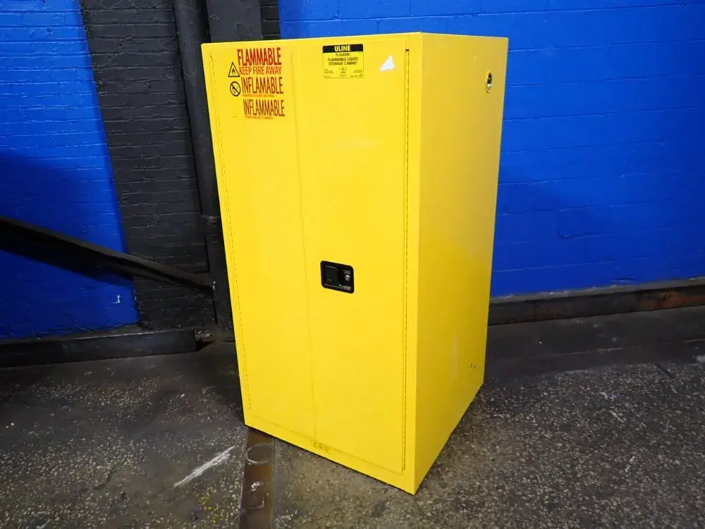 USED ULINE H3685M