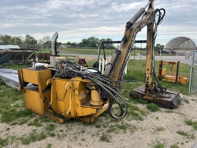 USED TIGER CUSTOM BUILT LOADER BOOM MOWER