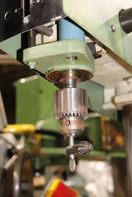 DoAll DV-16 Drill Press