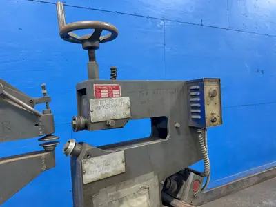 Used 1981 THE RELIANCE TOOL CO CH5273 Rotary Shears including Ring & Circle Ohio US | HGR 24 #1520920
