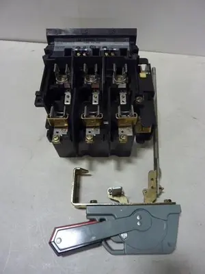 USED ALLEN BRADLEY 1494V-DS30 SER A