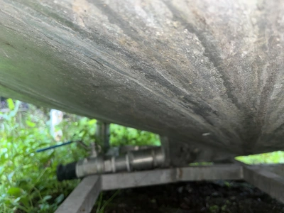 1,350 L S/S Enclosed Storage Tank