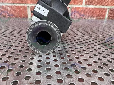 USED ITT PURE FLO 1-316L-SFV5-CWP150 DIAPHRAGM VALVE W/ 1" SANITARY FITTING